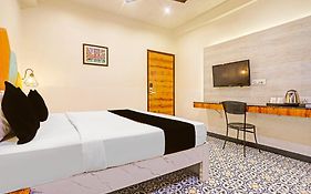 Super Townhouse Cantonment Varanasi Formerly Sarin Inn